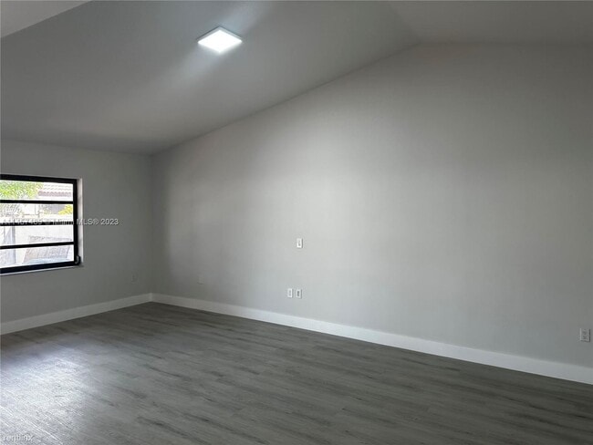 Building Photo - 2 br, 2 bath House - 12527 SW 94th Ln