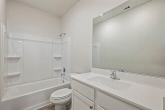 Building Photo - 8939 New Jade Dr