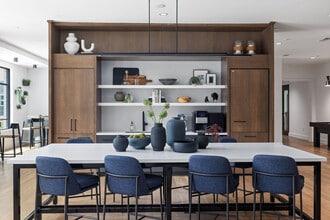 Building Photo - Gladwen Wendell Falls