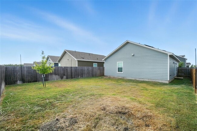 Foto del edificio - 1126 Cattail Ln