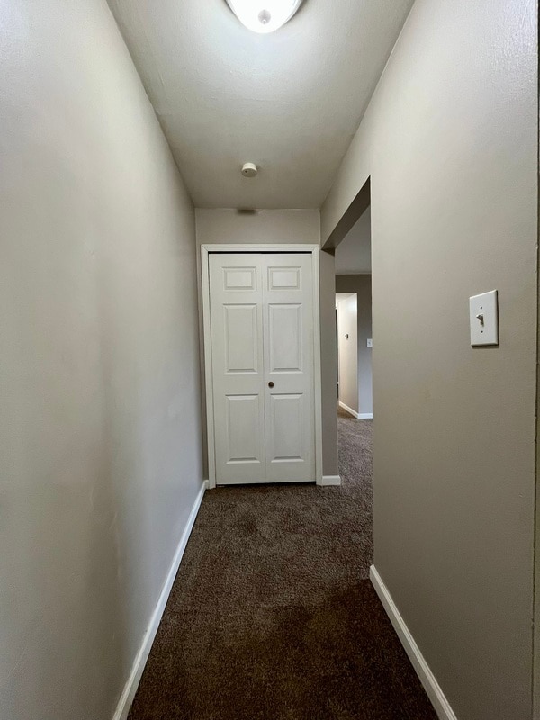 Building Photo - 939 James St