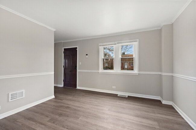 Building Photo - 14434 S Edbrooke Ave