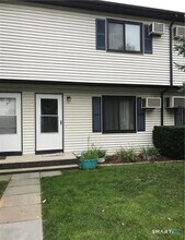 Building Photo - 8 Parker St