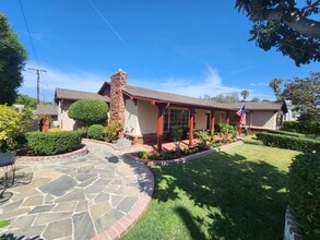 Building Photo - 4950 Rosehedge Dr