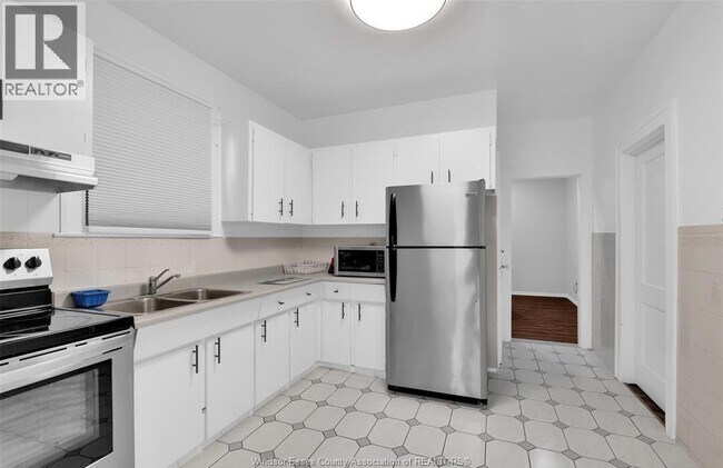 Photo du bâtiment - 930 Church St