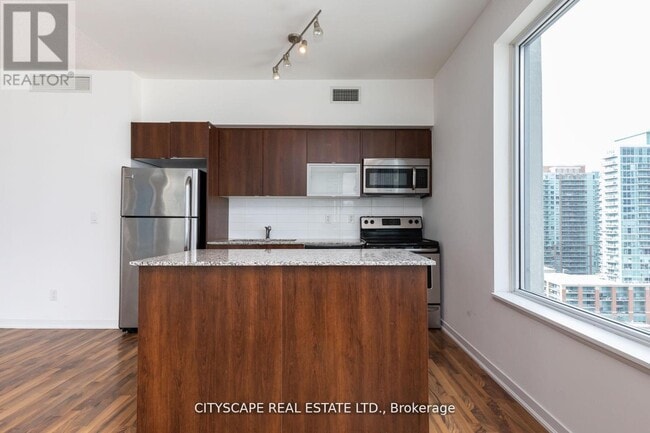 Building Photo - 55 E Liberty St