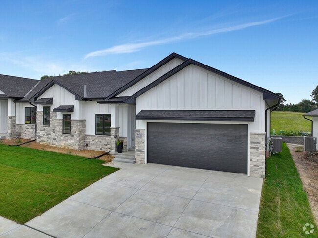Building Photo - 6843 Weigel Bay
