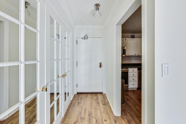 Foto del edificio - 1516 N State Pky