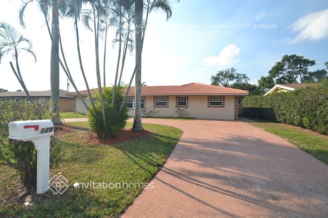 Building Photo - 1129 Edgehill Rd