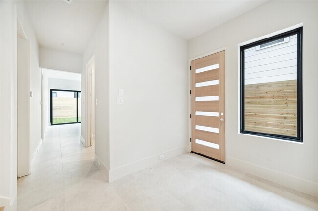 Foto del edificio - 1524 Welch St