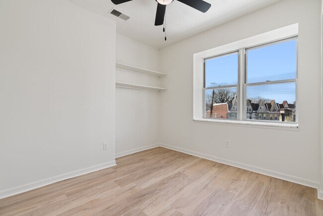 Building Photo - 3206 Dawson St