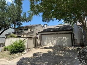 Building Photo - 8901 Newport Ln