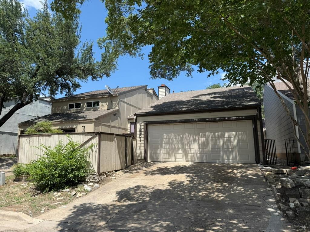 Foto principal - 8901 Newport Ln