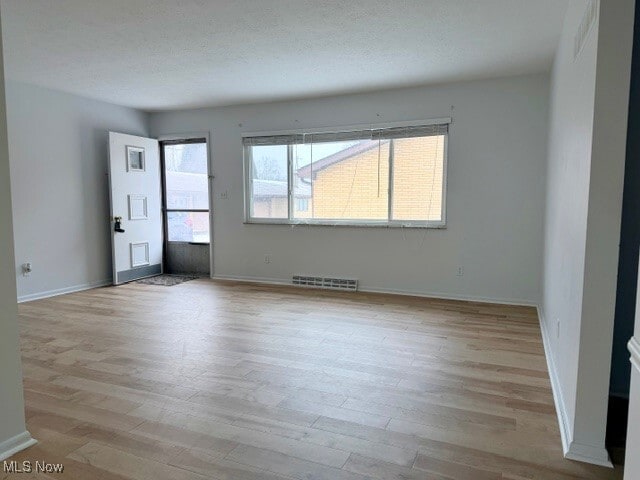 Foto del edificio - 2856 Morewood Rd