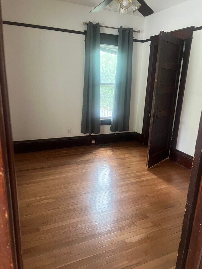 Foto del edificio - 611 19th St