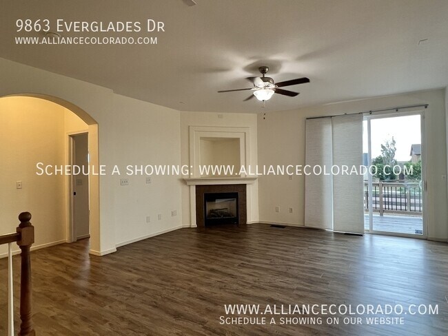 Foto del edificio - 9863 Everglades Dr