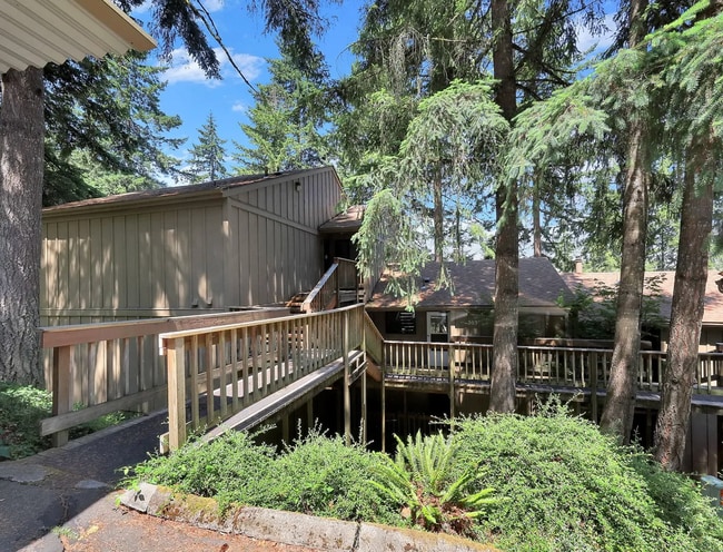 Building Photo - 202 Trailside Loop