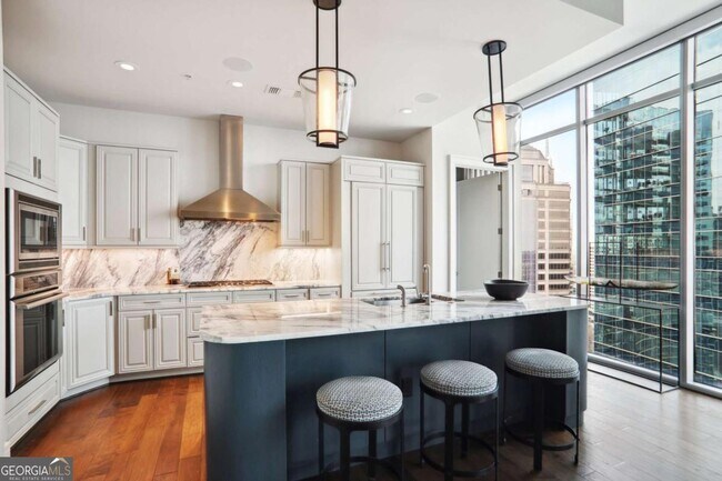 Foto del edificio - 1065 Peachtree St NE