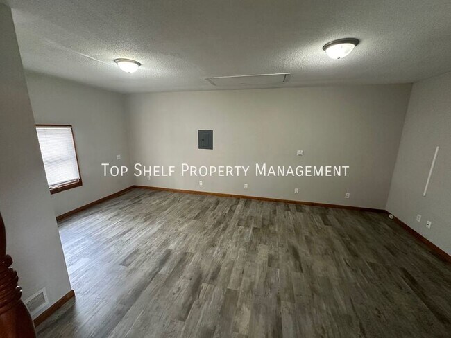 Foto del edificio - 907 Lincoln Ct SE