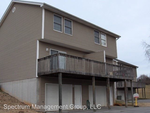 Foto del edificio - 2 br, 1.5 bath Apartment - 732-2 King Ave