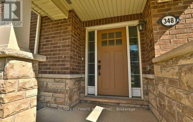 Building Photo - 348 Sixteen Mile Dr