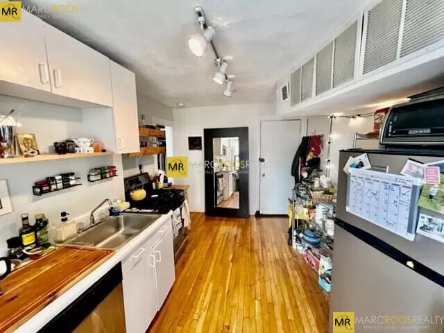 Building Photo - 143 N St