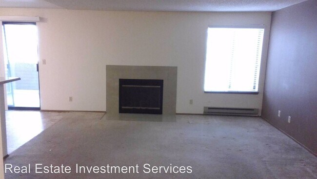 Foto del edificio - 6601 S 8th St