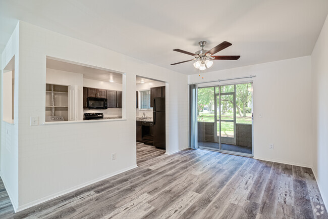 3BR, 2BA - 1,359SF - DIning Room - The Point at Arrowhead