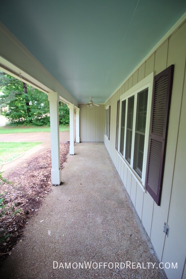 Foto del edificio - 855 Rushton Cir