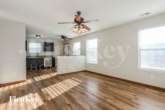 Foto del edificio - 5355 Milhouse Rd