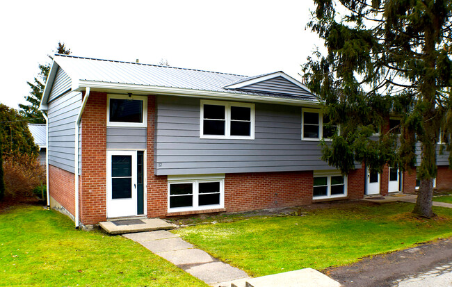 Exterior - Mountain Ridge Townhouses