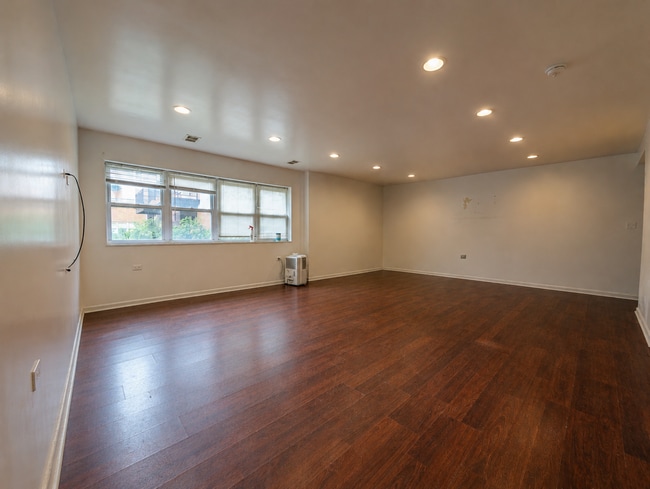 Building Photo - 2530 W Fitch Ave