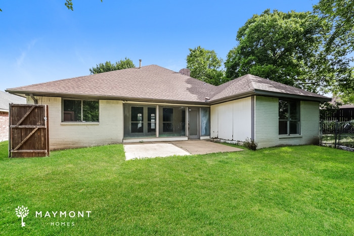 Building Photo - 1019 Bluffview Dr