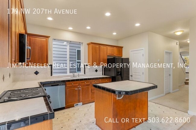 Building Photo - NW BEAVERTON 3BR IN HIGH TECH CORRIDOR