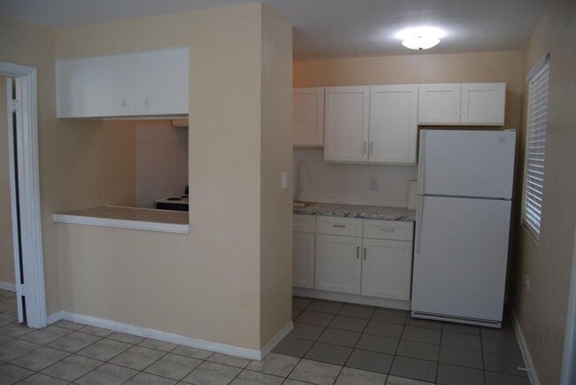 Building Photo - 6402 Gulf Winds Dr