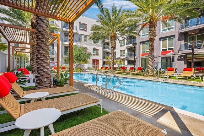 Foto del edificio - Duo Apartments