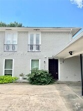 Building Photo - 15826 El Estado Dr