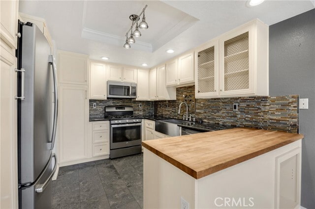 Building Photo - 21183 Jasmines Way