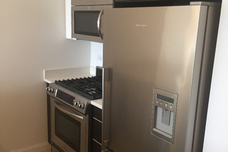 Foto principal - 783 Columbus Ave