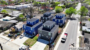 Foto del edificio - 3038 W Salinas