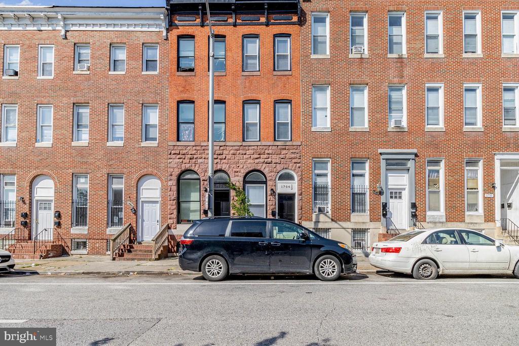 Primary Photo - 1706 McCulloh St