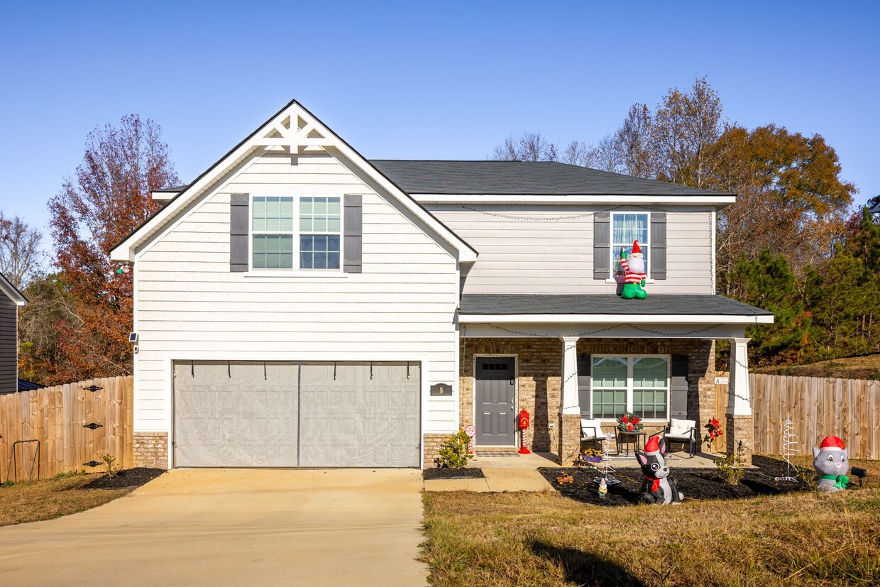 Foto principal - 5 Bedroom Home in Phenix City