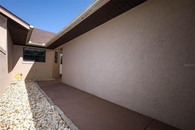 Building Photo - 2021 Arbor Way