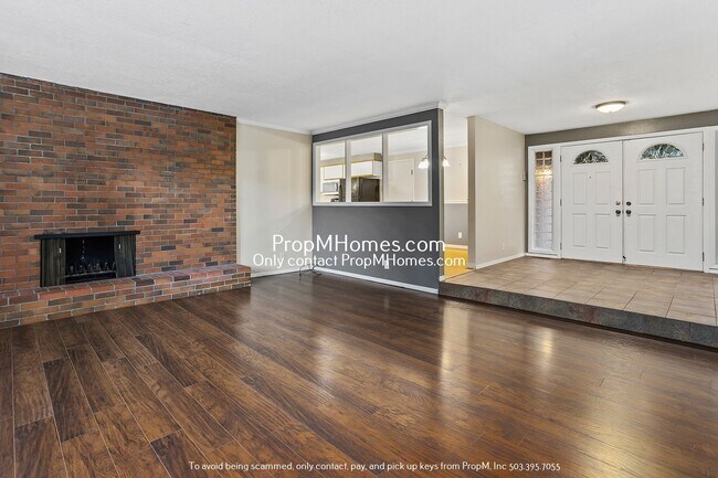 Building Photo - Beautiful Home In Milwaukee is Calling: Li...