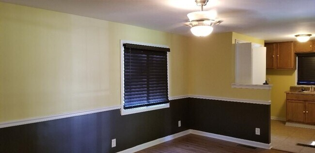 Building Photo - 168 Brentwood Ln