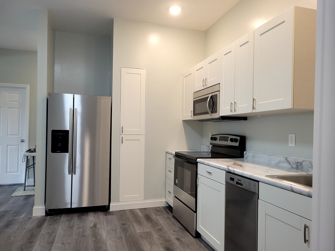 1531 Cloquet Ave Unit 2 Bedroom Brand New, Cloquet, MN 55720