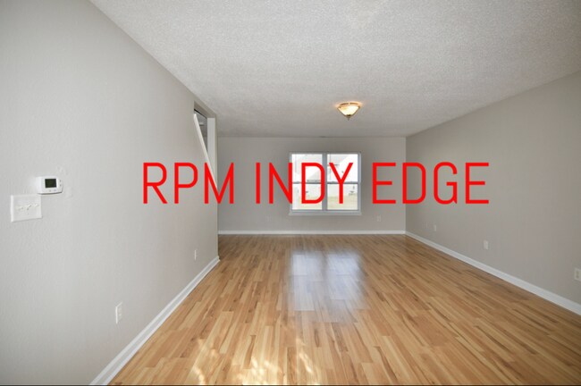 Building Photo - Fully Renovated 3bed/2.5 bath in Lawrence ...