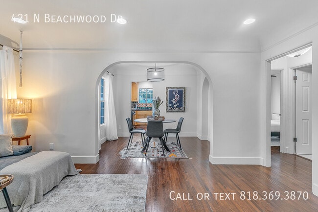 Building Photo - 421 N Beachwood Dr