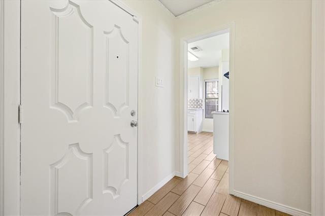Building Photo - 10655 Sandpiper Ln