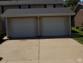 Building Photo - 5553 Canterbury Ln